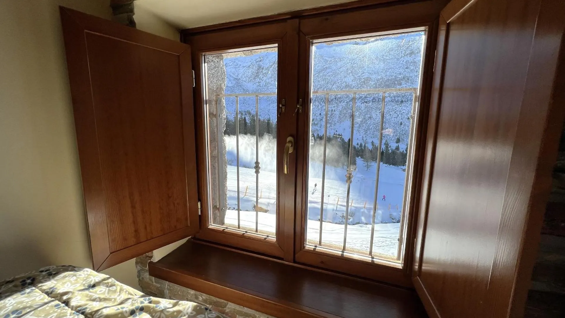 Affittimoderni Ponte di Legno Ski 0*,  Italia